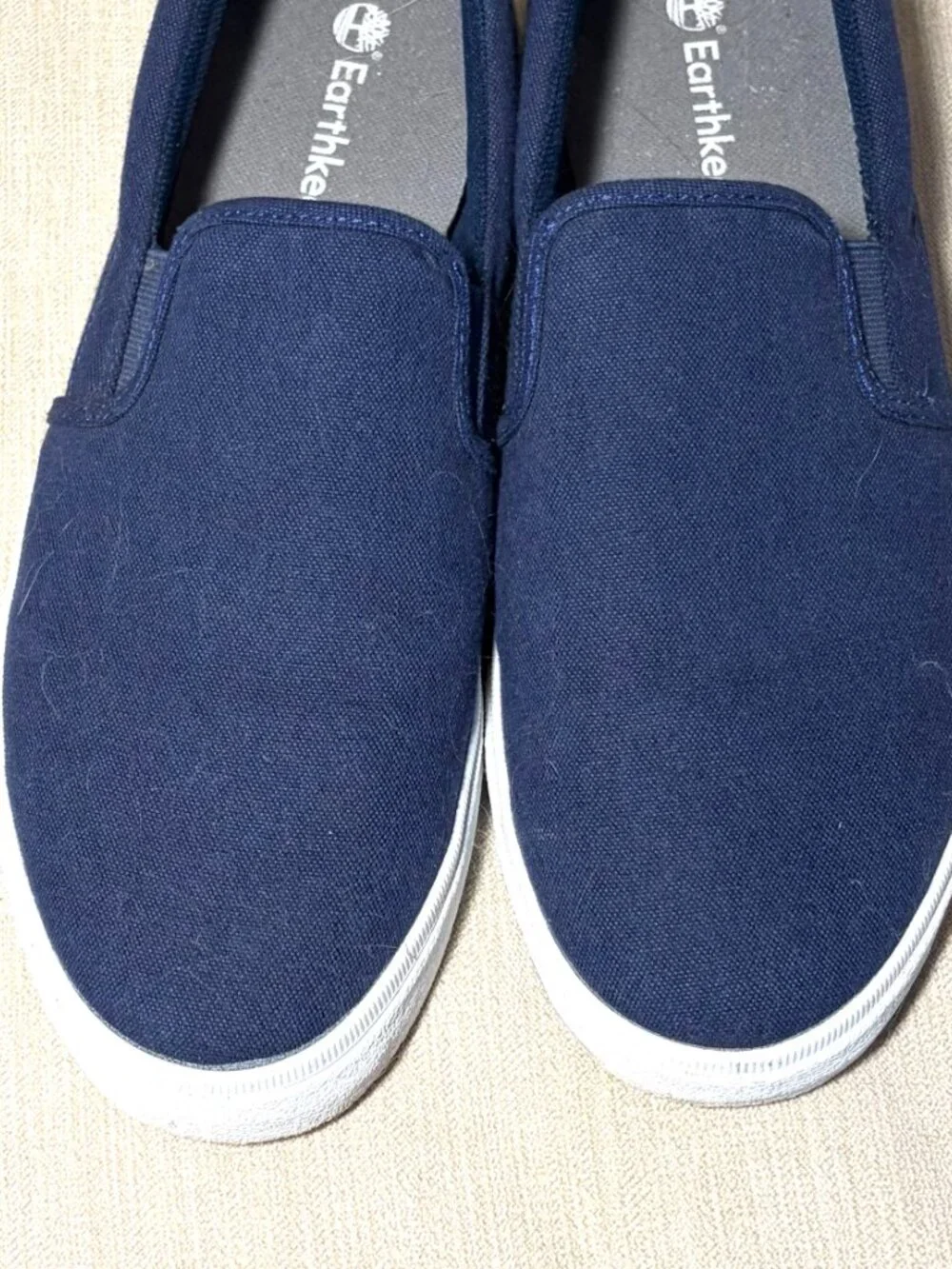 Timberland canvas shoes 10.5 navy slip on